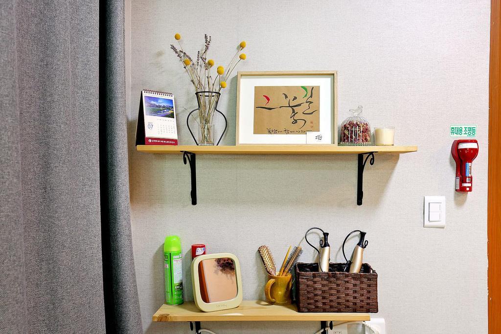 The Flower Road Guesthouse Suncheon Exteriör bild