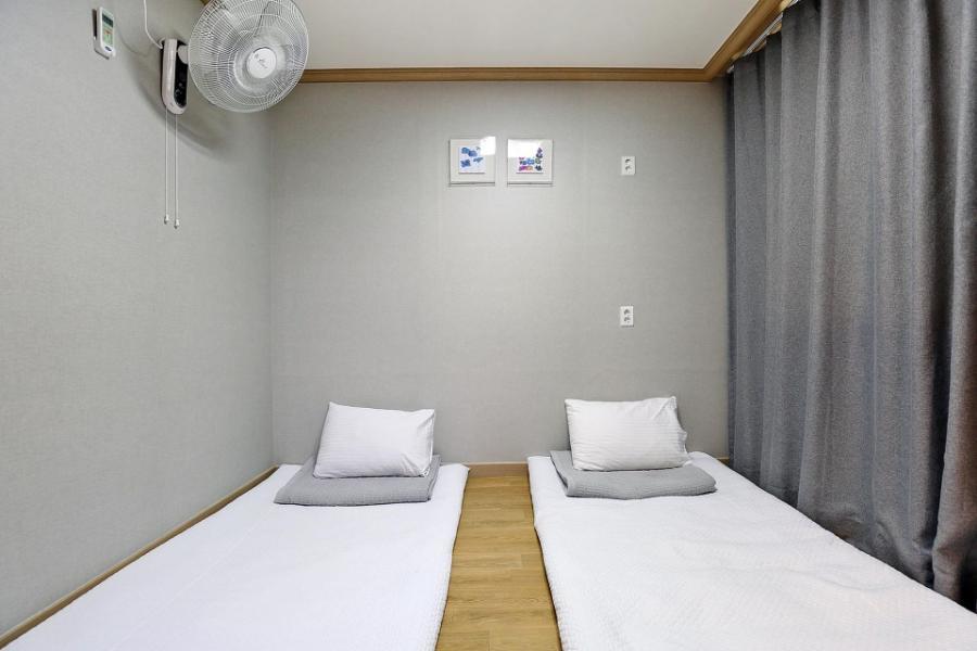 The Flower Road Guesthouse Suncheon Exteriör bild